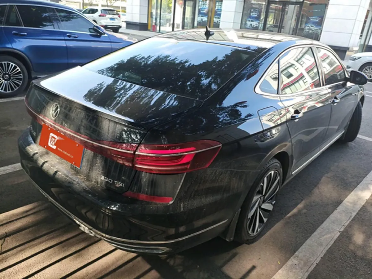 2023 Volkswagen Passat 2.0T 186HP L4 7DCT,autocango,china used car exporter,china ev exporter,chinese used car exporter,chinese used ev exporter