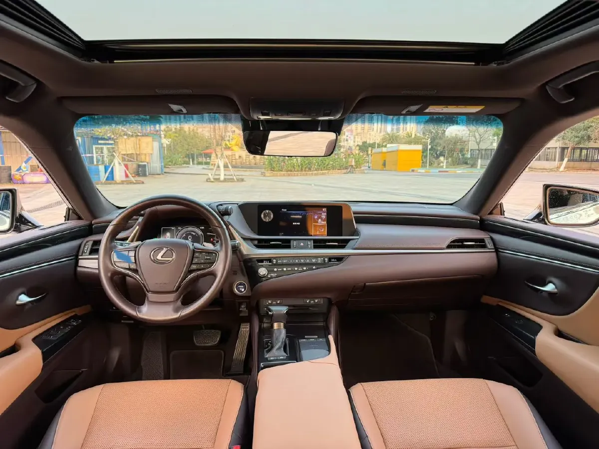 2020 Lexus ES 2.5L 178HP L4 E-CVT Hybrid,autocango,china used car exporter,china ev exporter,chinese used car exporter,chinese used ev exporter