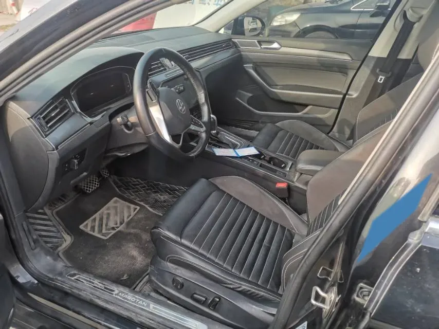 2020 Volkswagen Magotan 2.0T 186HP L4 7DCT,autocango,china used car exporter,china ev exporter,chinese used car exporter,chinese used ev exporter