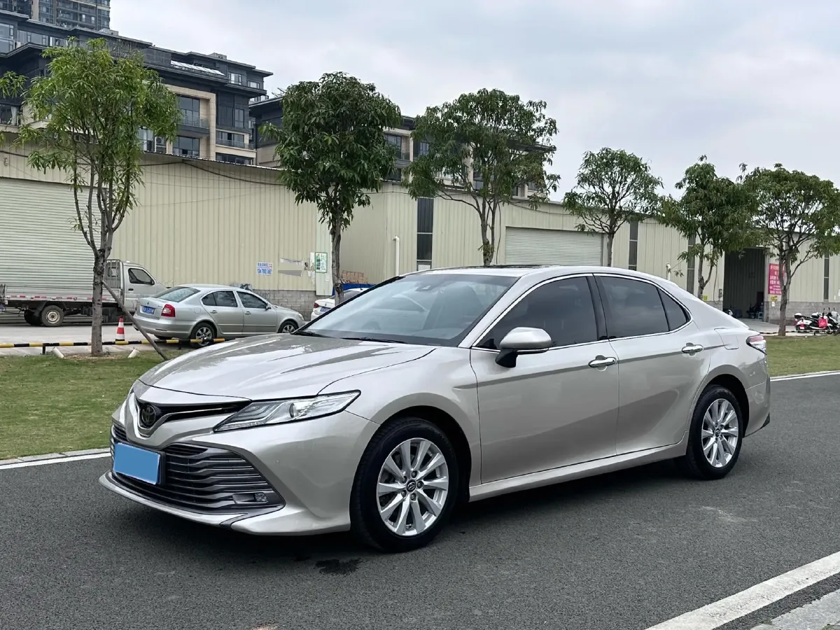 2021 Toyota Camry 2.0L 178HP L4 CVT,autocango,china used car exporter,china ev exporter,chinese used car exporter,chinese used ev exporter
