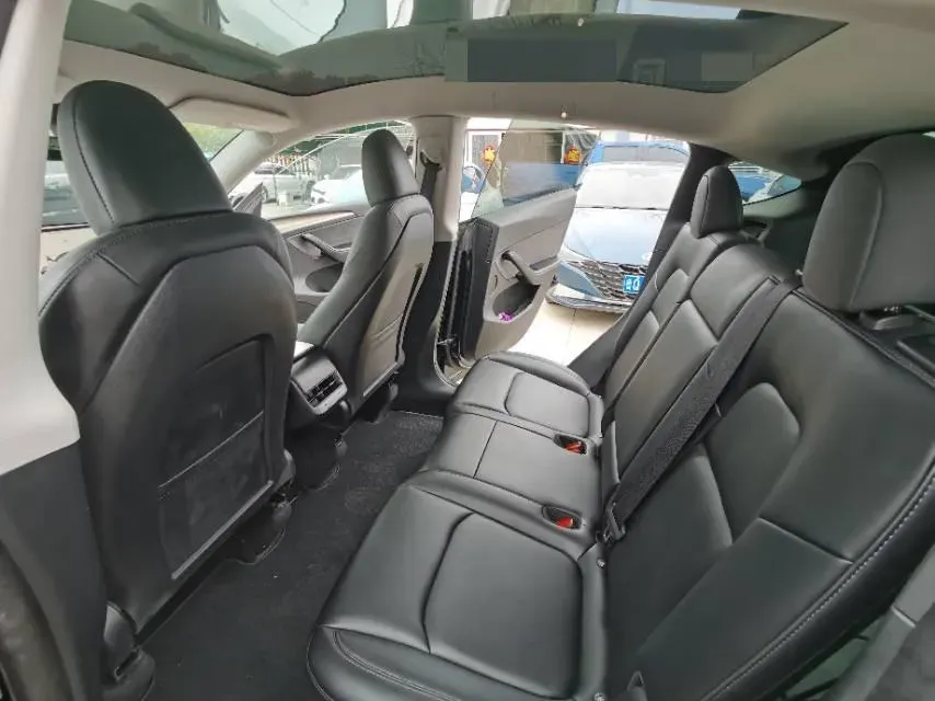 2022 Tesla Model Y BEV 60KWH,autocango,china used car exporter,china ev exporter,chinese used car exporter,chinese used ev exporter