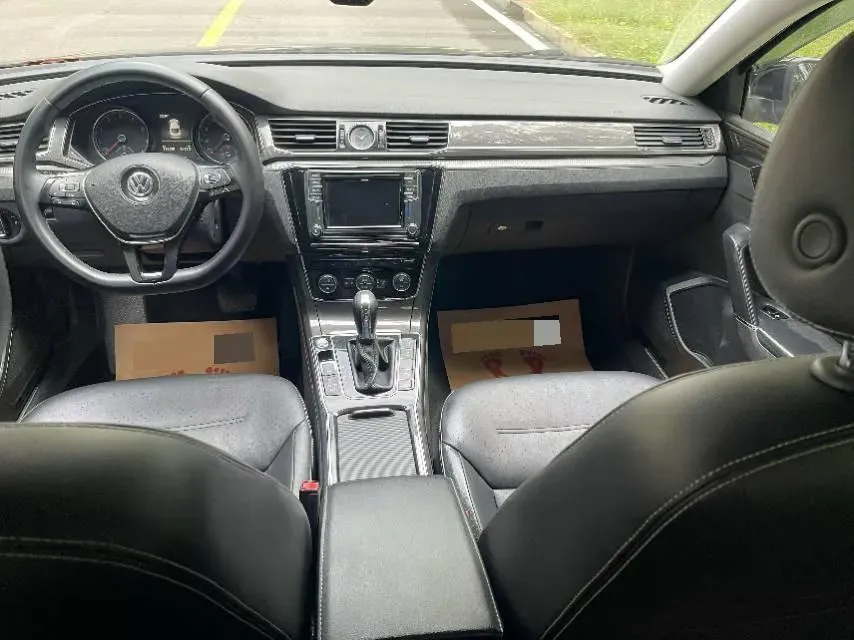 2017 Volkswagen Passat 1.8T 180HP L4 7DCT,autocango,china used car exporter,china ev exporter,chinese used car exporter,chinese used ev exporter