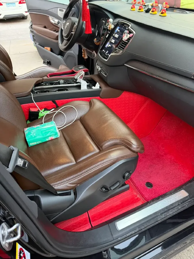 2022 Volvo XC90 PHEV 2.0T 303HP L4 8AT PHEV 11.6KWH,autocango,china used car exporter,china ev exporter,chinese used car exporter,chinese used ev exporter