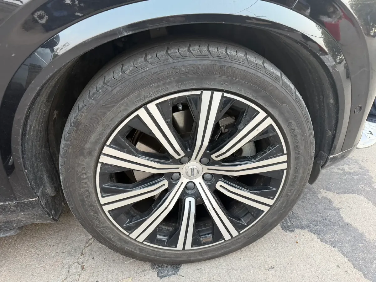 2022 Volvo XC90 PHEV 2.0T 303HP L4 8AT PHEV 11.6KWH,autocango,china used car exporter,china ev exporter,chinese used car exporter,chinese used ev exporter