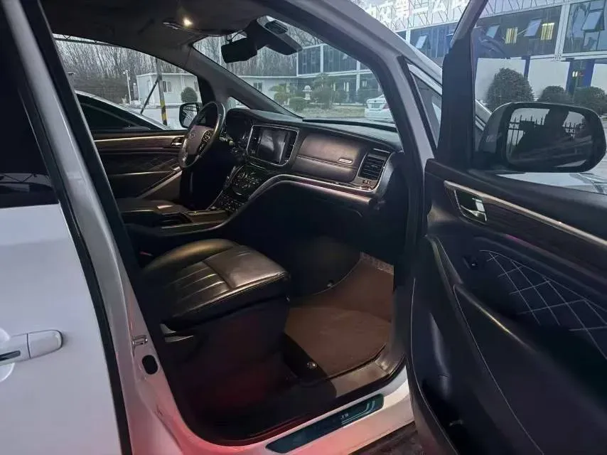 2020 GAC Trumpchi M8 2.0T 252HP L4 8AT,autocango,china used car exporter,china ev exporter,chinese used car exporter,chinese used ev exporter