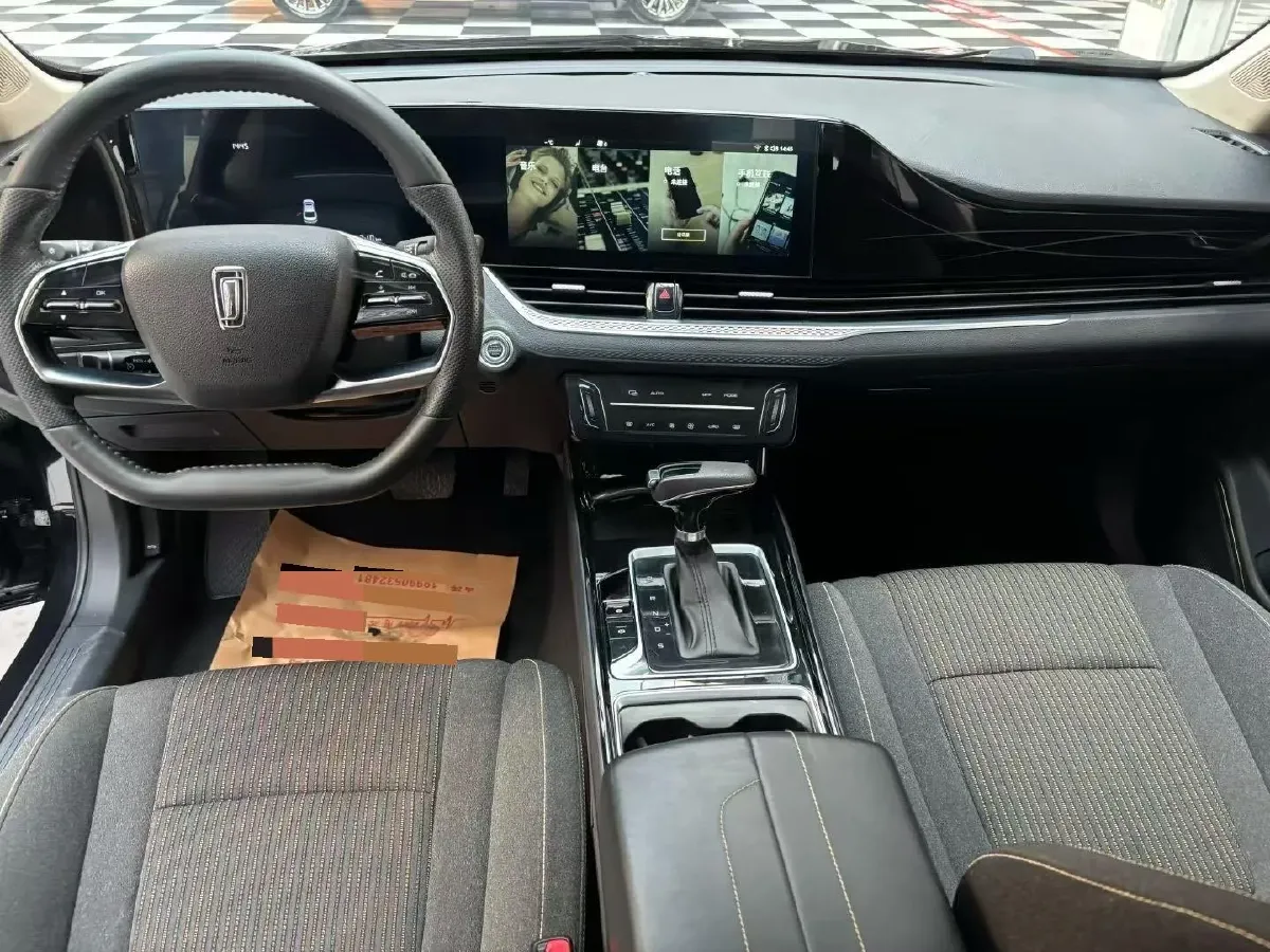 2021 Bestune B70 1.5T 169HP L4 7DCT,autocango,china used car exporter,china ev exporter,chinese used car exporter,chinese used ev exporter