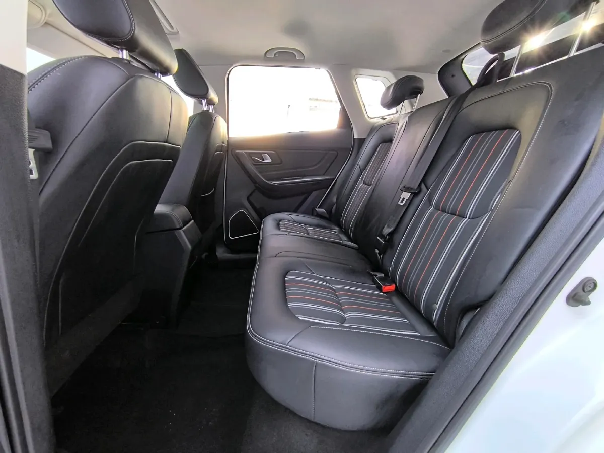 2017 Bestune X40 1.6L 114HP L4 5MT,autocango,china used car exporter,china ev exporter,chinese used car exporter,chinese used ev exporter