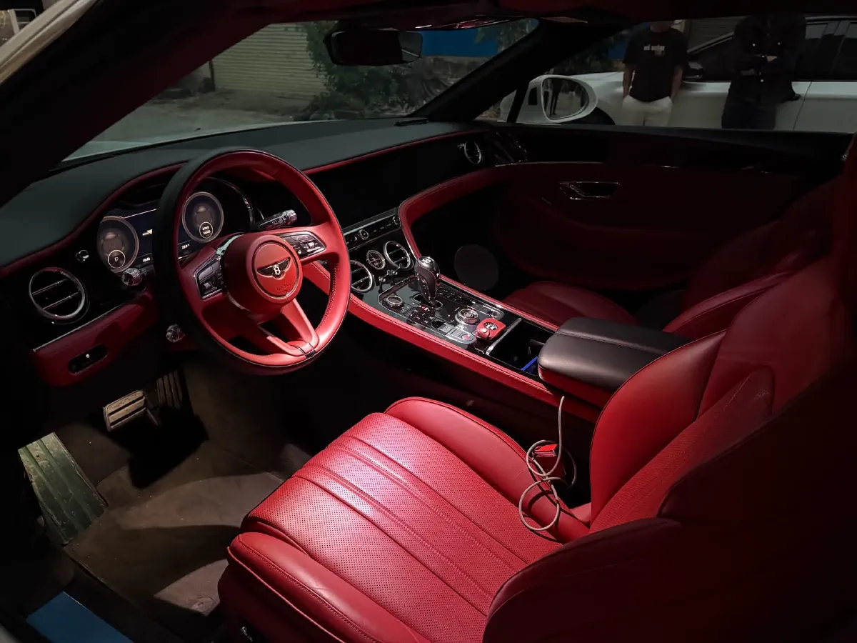 2024 Bentley Continental 4.0T 549HP V8 8DCT,autocango,china used car exporter,china ev exporter,chinese used car exporter,chinese used ev exporter