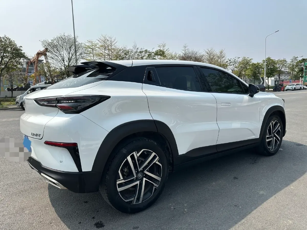 2021 ChangAn UNI-T 1.5T 180HP L4 7DCT,autocango,china used car exporter,china ev exporter,chinese used car exporter,chinese used ev exporter