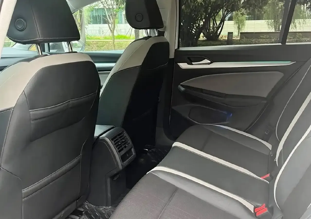 2023 Volkswagen Golf 1.4T 150HP L4 7DCT,autocango,china used car exporter,china ev exporter,chinese used car exporter,chinese used ev exporter