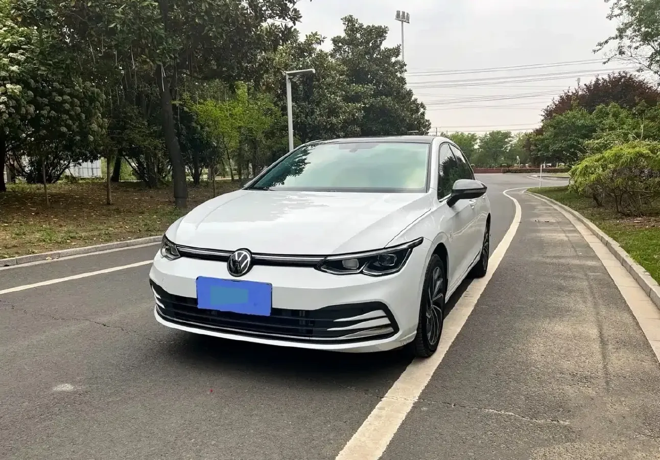 2023 Volkswagen Golf 1.4T 150HP L4 7DCT,autocango,china used car exporter,china ev exporter,chinese used car exporter,chinese used ev exporter