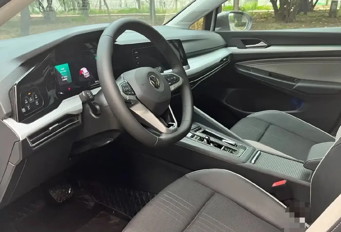 2023 Volkswagen Golf 1.4T 150HP L4 7DCT,autocango,china used car exporter,china ev exporter,chinese used car exporter,chinese used ev exporter