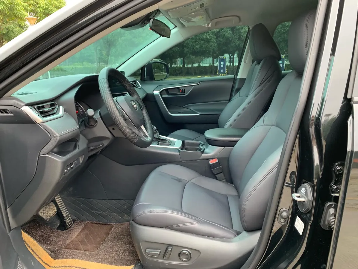 2024 Toyota Wildlander 2.0L 171HP L4 CVT,autocango,china used car exporter,china ev exporter,chinese used car exporter,chinese used ev exporter