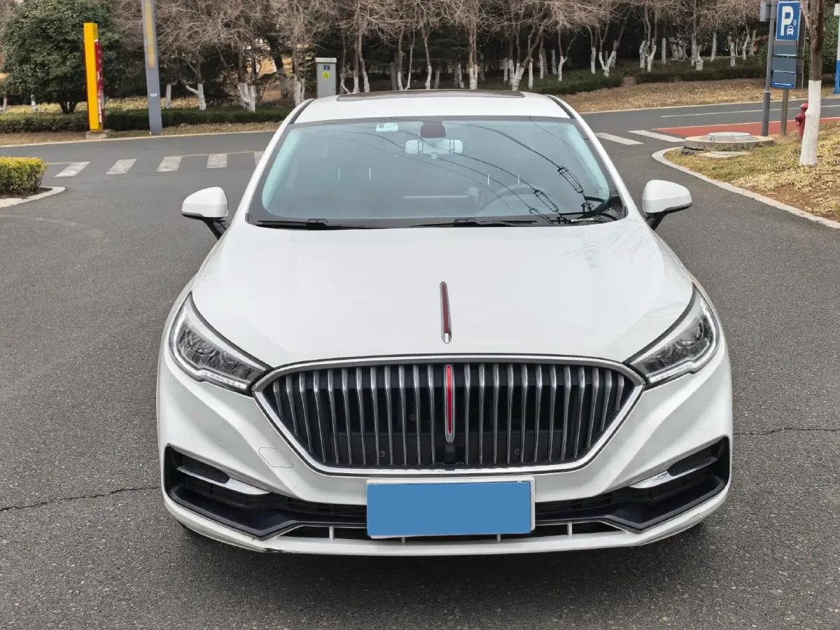 2020 HongQi H5 1.5T 169HP L4 7DCT,autocango,china used car exporter,china ev exporter,chinese used car exporter,chinese used ev exporter