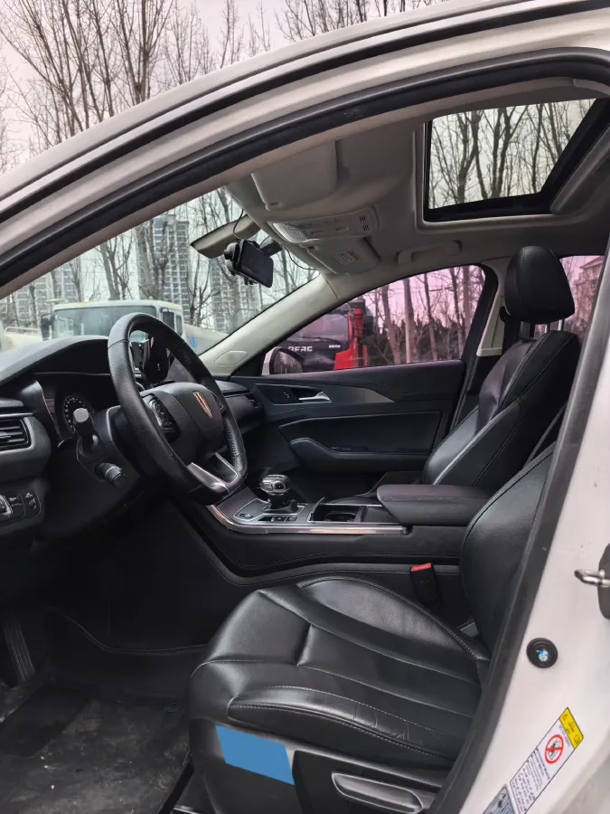 2020 HongQi H5 1.5T 169HP L4 7DCT,autocango,china used car exporter,china ev exporter,chinese used car exporter,chinese used ev exporter