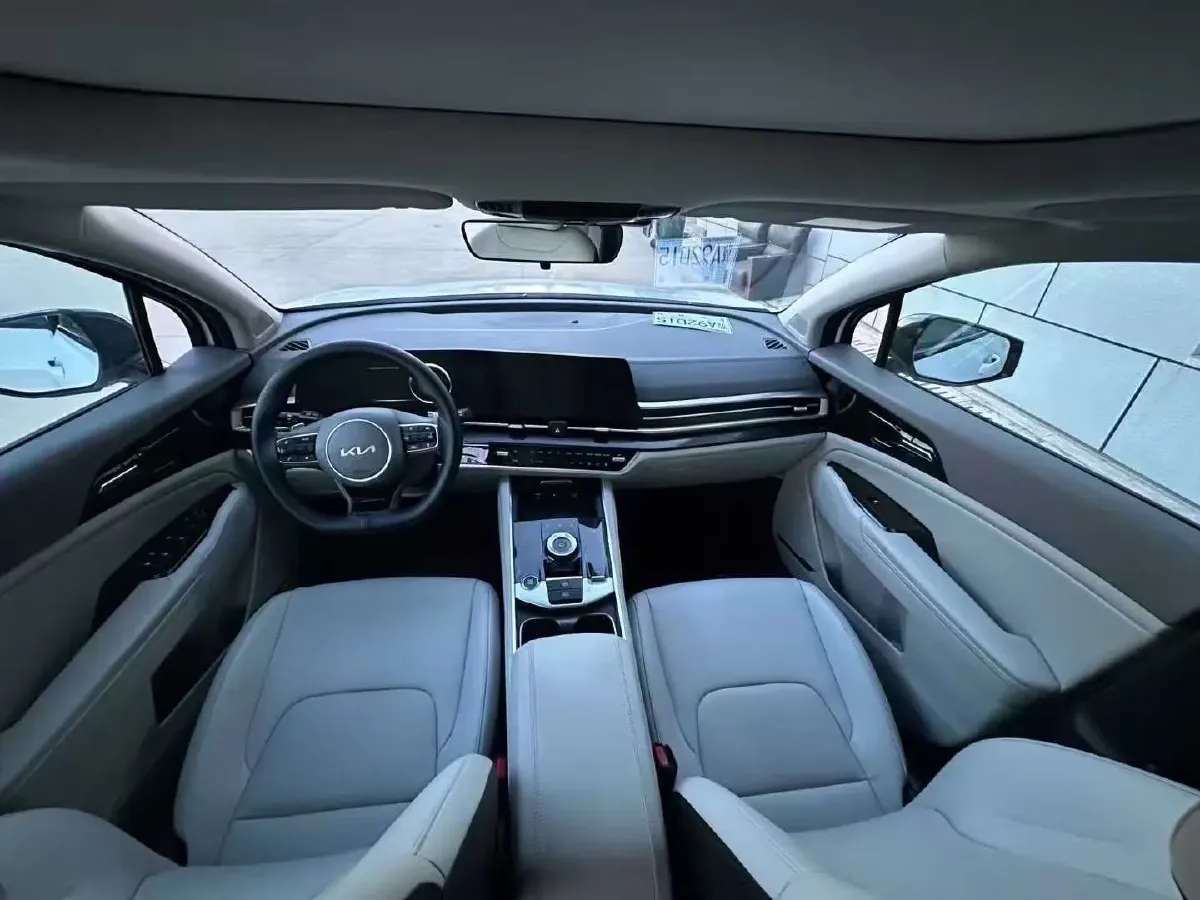 2025 Kia Sportage 1.5T 200HP L4 8AT,autocango,china used car exporter,china ev exporter,chinese used car exporter,chinese used ev exporter