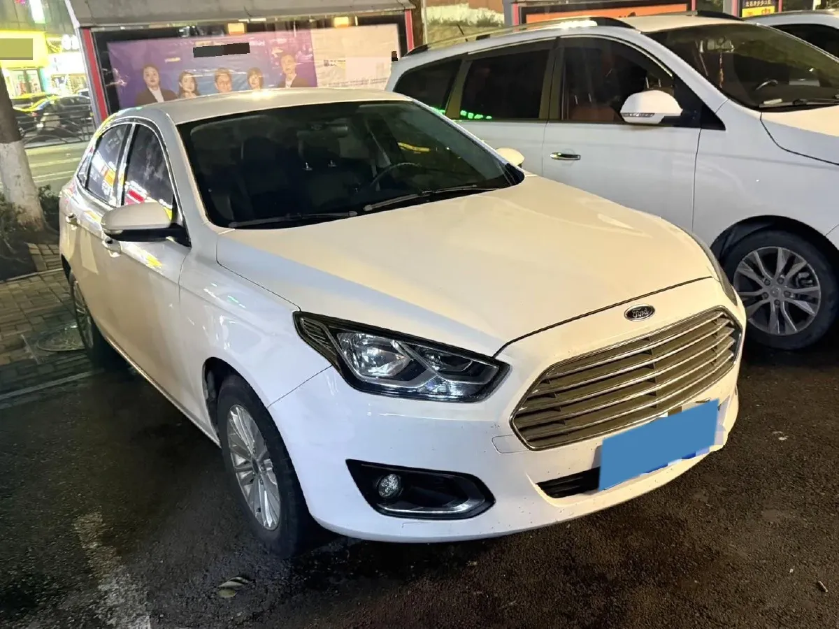 2017 Ford Escort 1.5L 113HP L4 6AT,autocango,china used car exporter,china ev exporter,chinese used car exporter,chinese used ev exporter