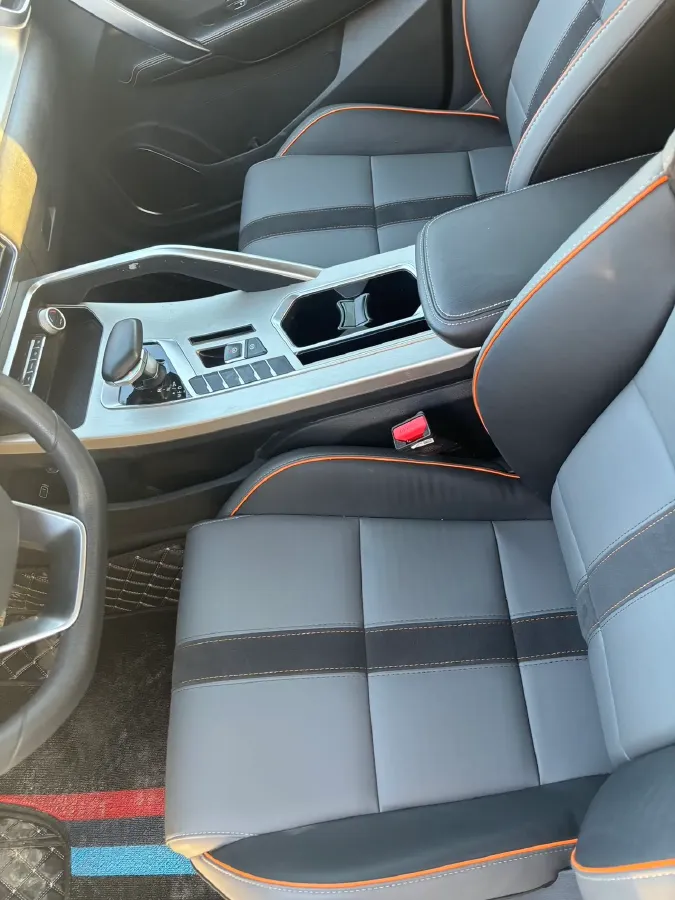 2024 Geely Coolray 1.5T 181HP L4 7DCT,autocango,china used car exporter,china ev exporter,chinese used car exporter,chinese used ev exporter