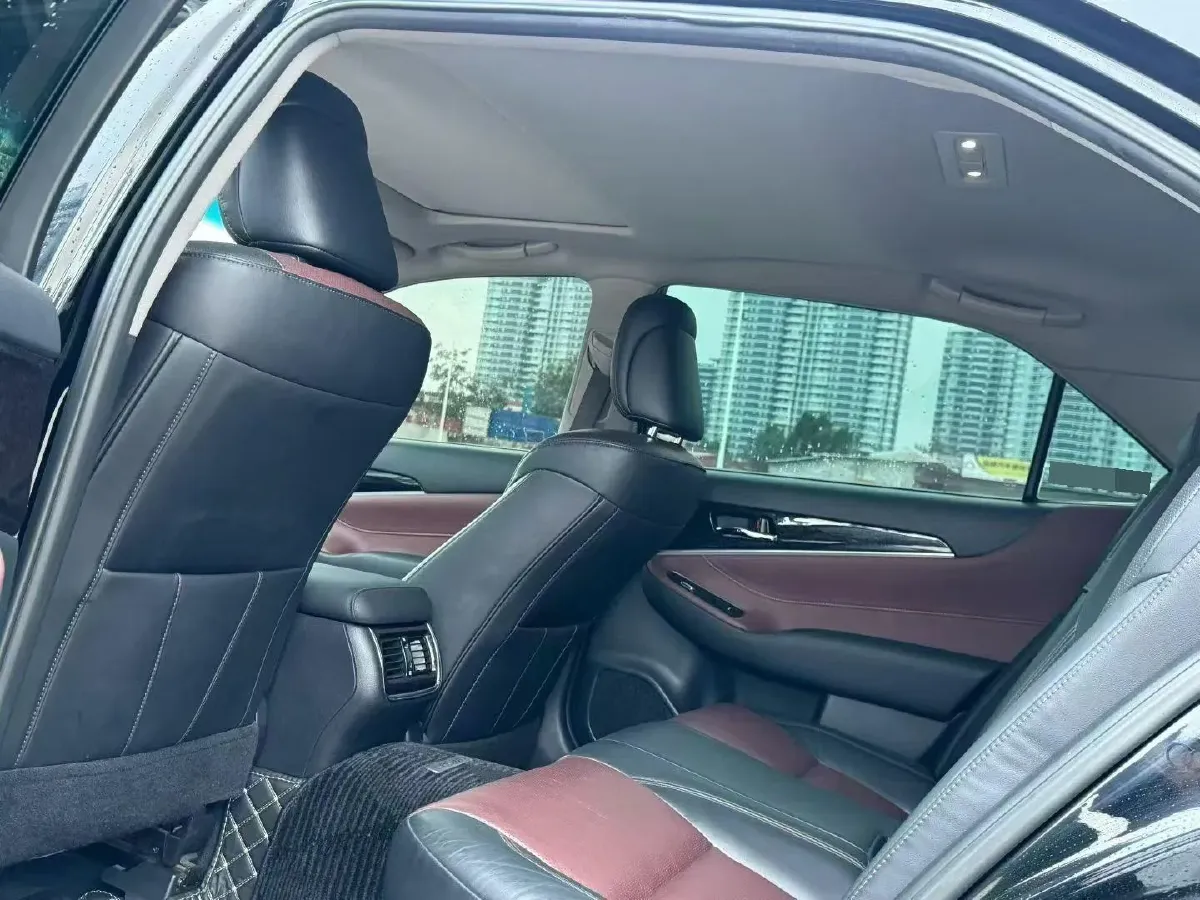 2018 Toyota Highlander 2.0T 220HP L4 6AT,autocango,china used car exporter,china ev exporter,chinese used car exporter,chinese used ev exporter