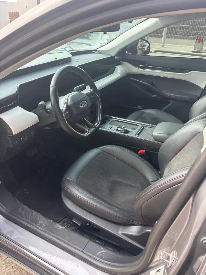 2022 Ford Mondeo 2.0T 238HP L4 8AT,autocango,china used car exporter,china ev exporter,chinese used car exporter,chinese used ev exporter