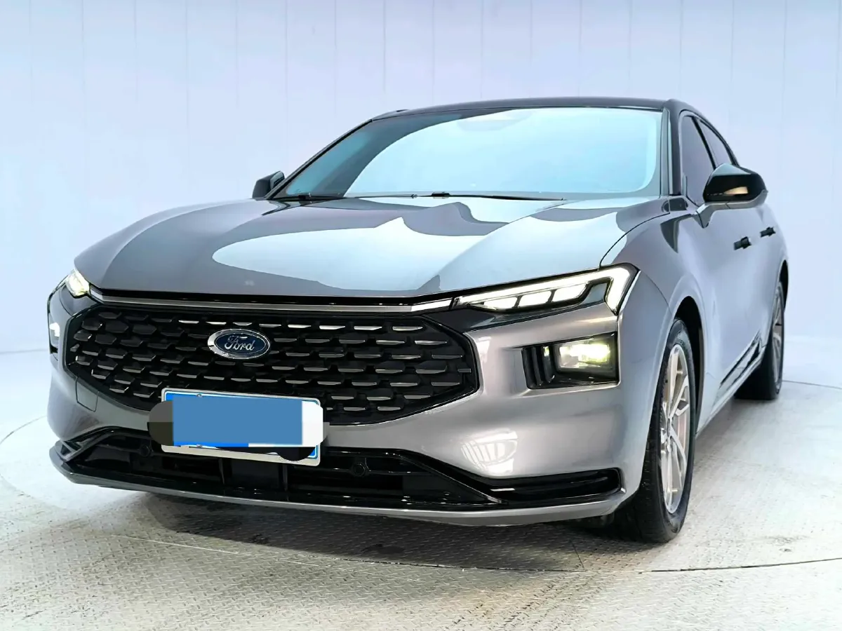 2022 Ford Mondeo 2.0T 238HP L4 8AT,autocango,china used car exporter,china ev exporter,chinese used car exporter,chinese used ev exporter