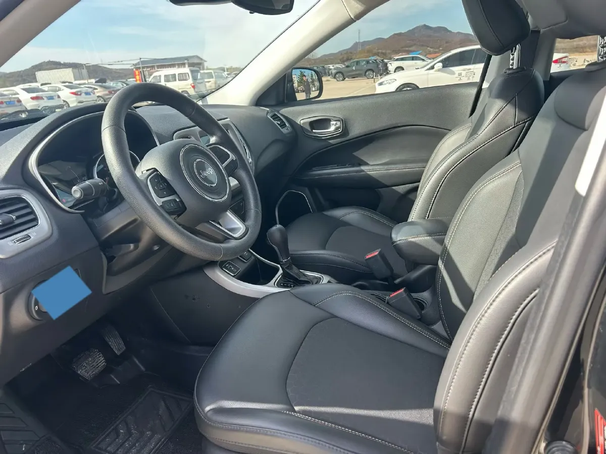 2020 Jeep Compass 1.3T 173HP L4 7DCT,autocango,china used car exporter,china ev exporter,chinese used car exporter,chinese used ev exporter