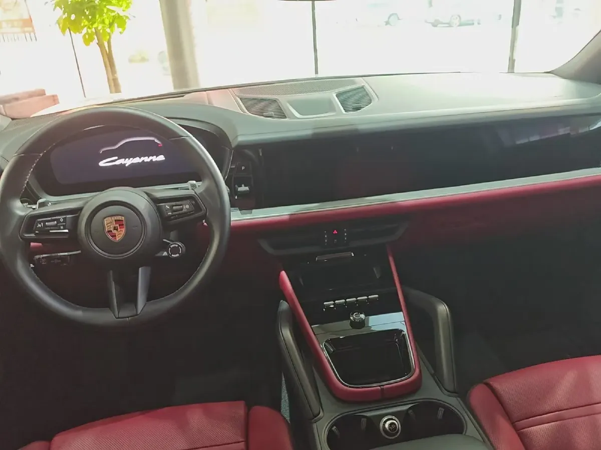 2024 Porsche Cayenne 3.0T 354HP V6 8AT,autocango,china used car exporter,china ev exporter,chinese used car exporter,chinese used ev exporter