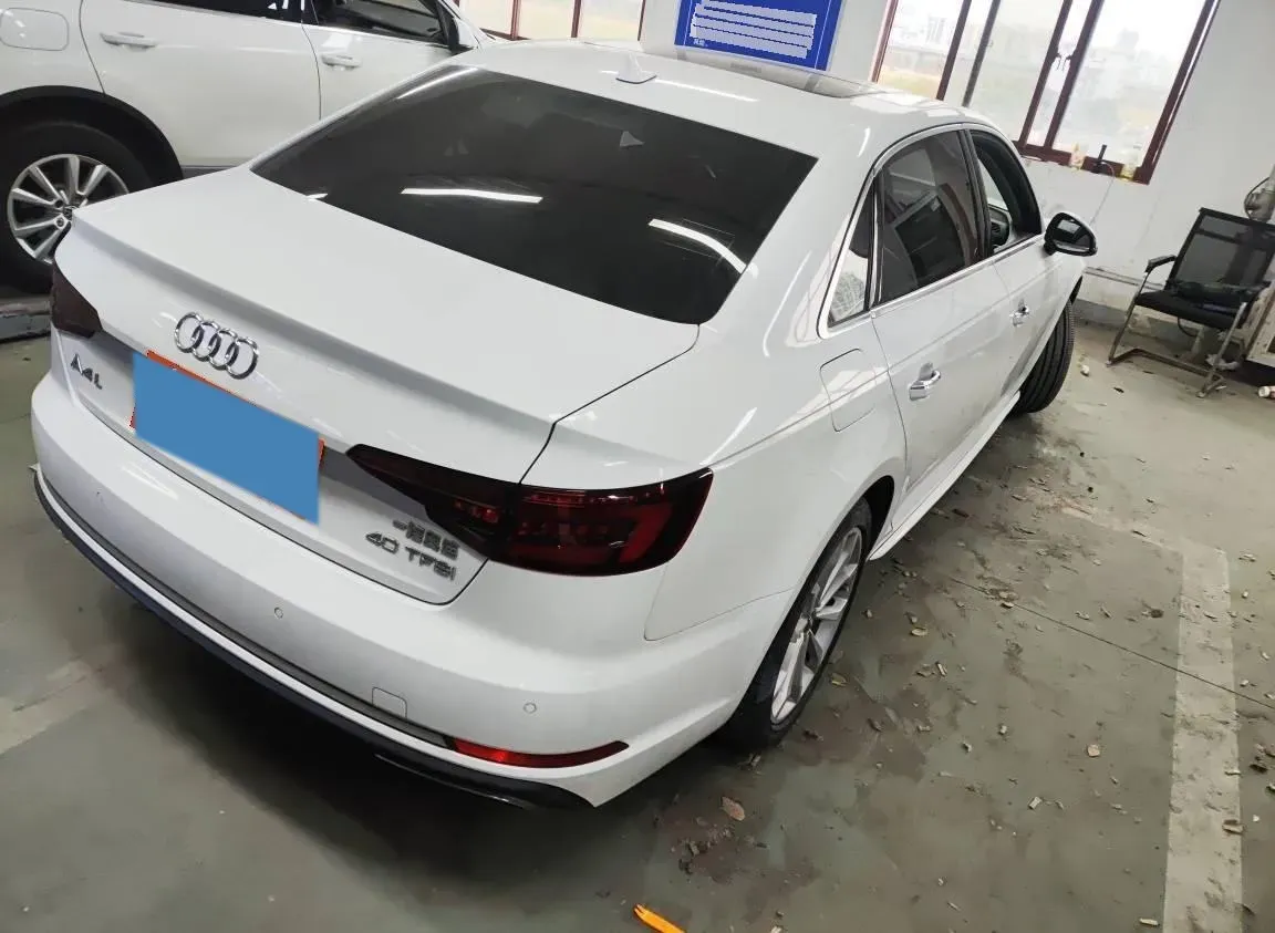 2019 Audi A4L 2.0T 190HP L4 7DCT,autocango,china used car exporter,china ev exporter,chinese used car exporter,chinese used ev exporter