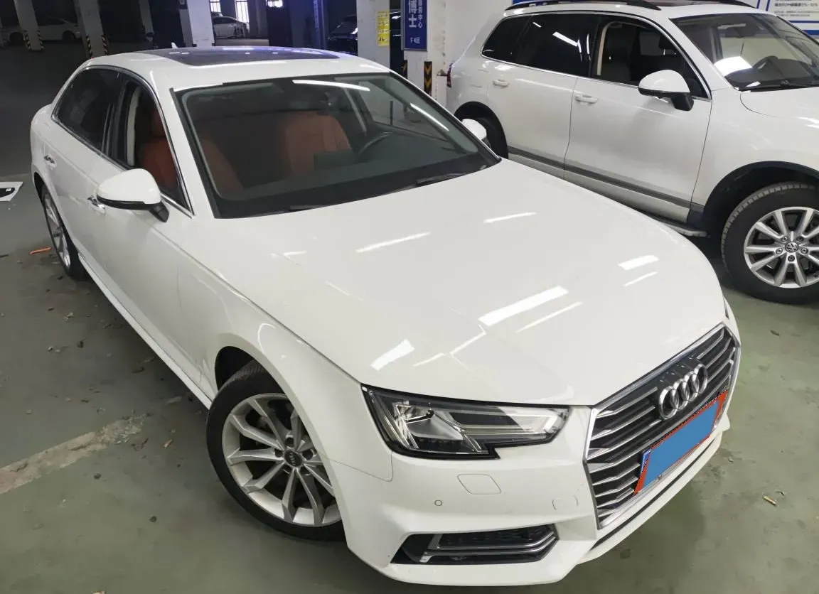 2019 Audi A4L 2.0T 190HP L4 7DCT,autocango,china used car exporter,china ev exporter,chinese used car exporter,chinese used ev exporter
