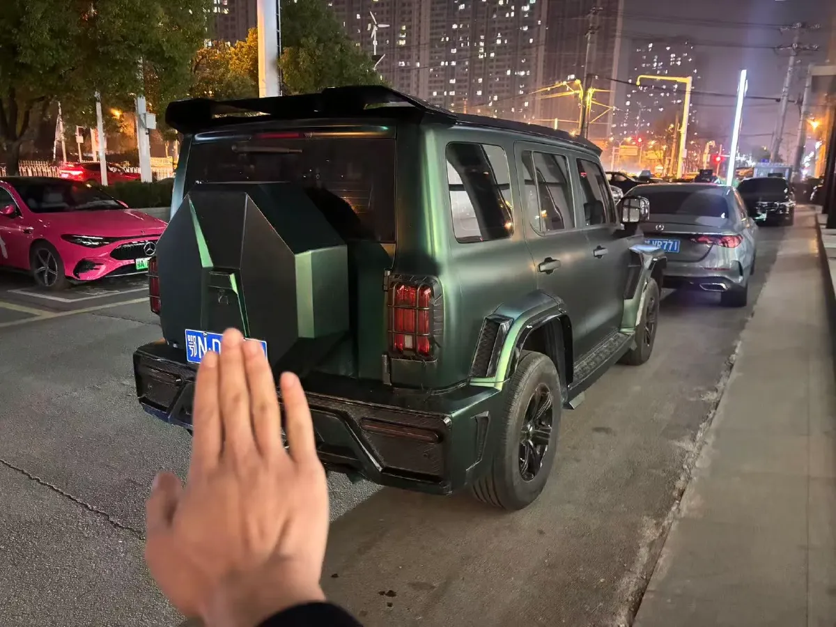 2024 Tank 300 2.0T 227HP L4 8AT,autocango,china used car exporter,china ev exporter,chinese used car exporter,chinese used ev exporter