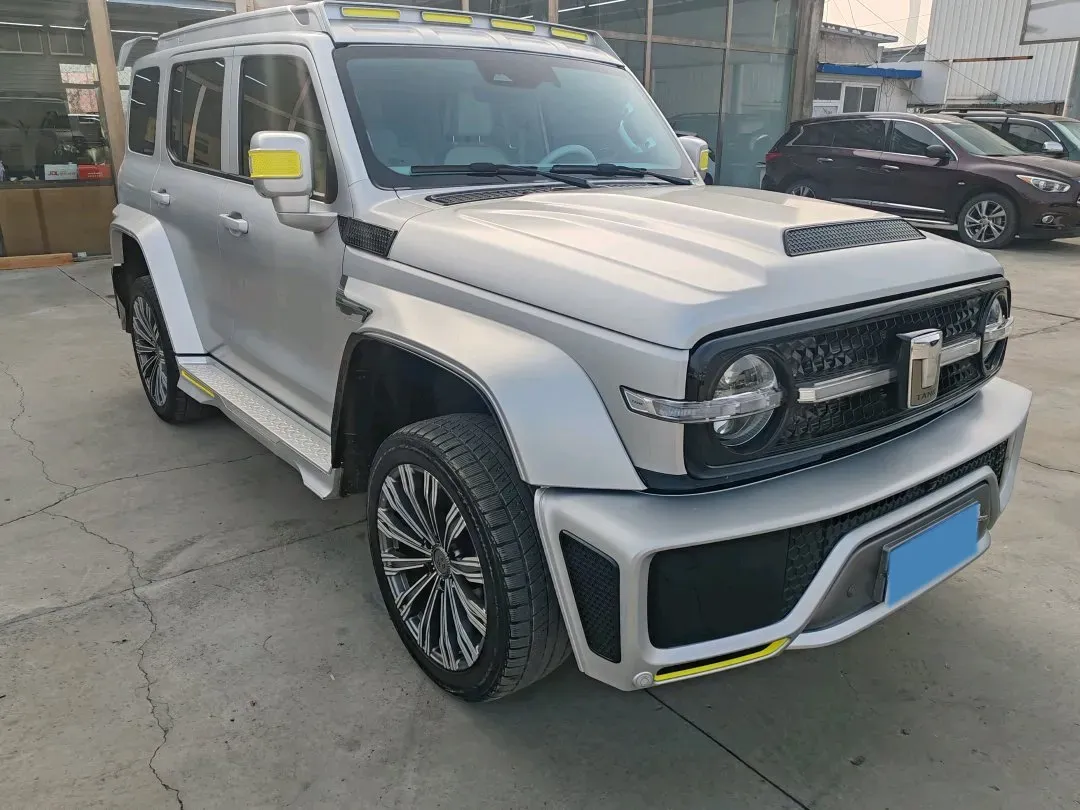 2021 Cyberspace 300 2.0T 227HP L4 8AT,autocango,china used car exporter,china ev exporter,chinese used car exporter,chinese used ev exporter