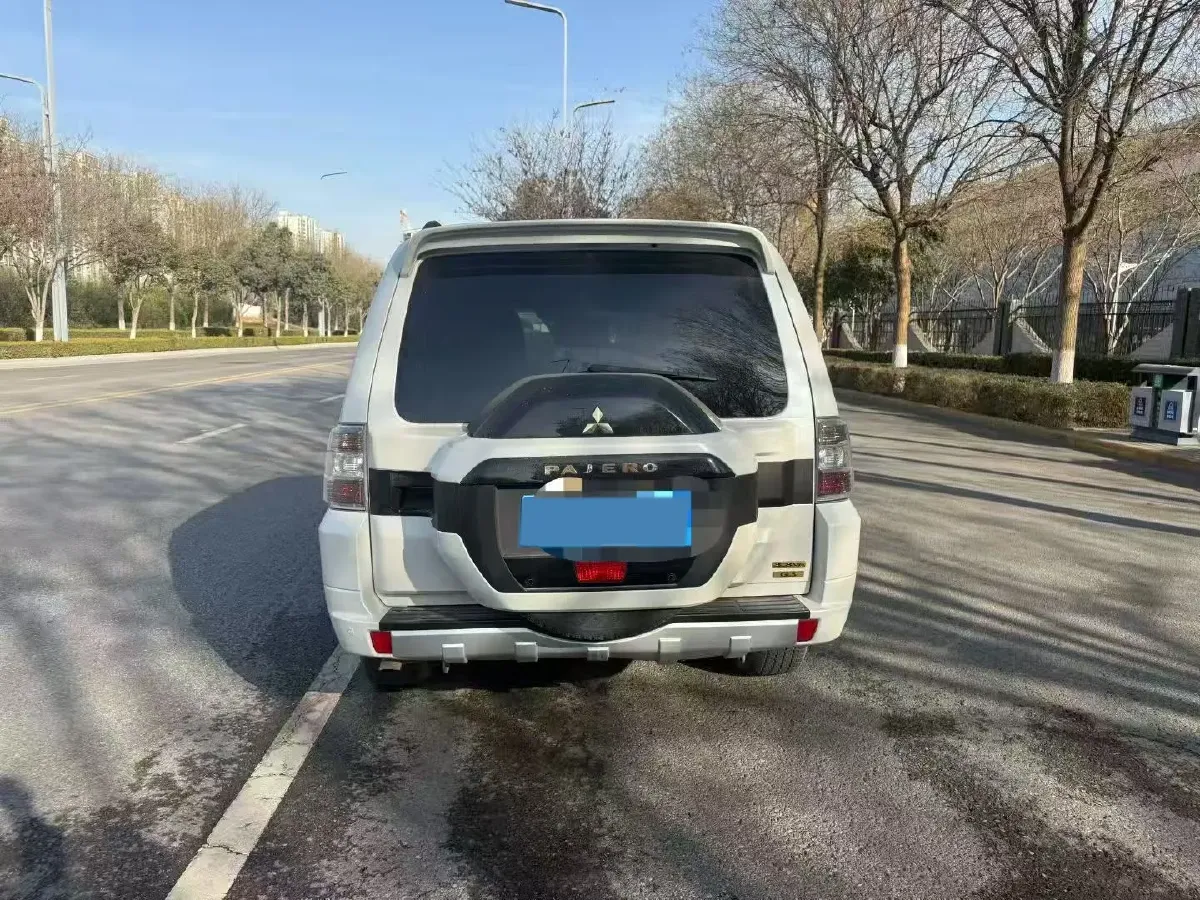 2017 Honda Jade 1.8L 141HP L4 5AT,autocango,china used car exporter,china ev exporter,chinese used car exporter,chinese used ev exporter