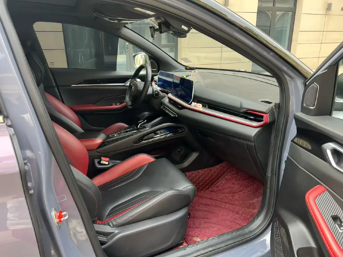 2022 Geely Coolray 1.5T 181HP L4 7DCT,autocango,china used car exporter,china ev exporter,chinese used car exporter,chinese used ev exporter