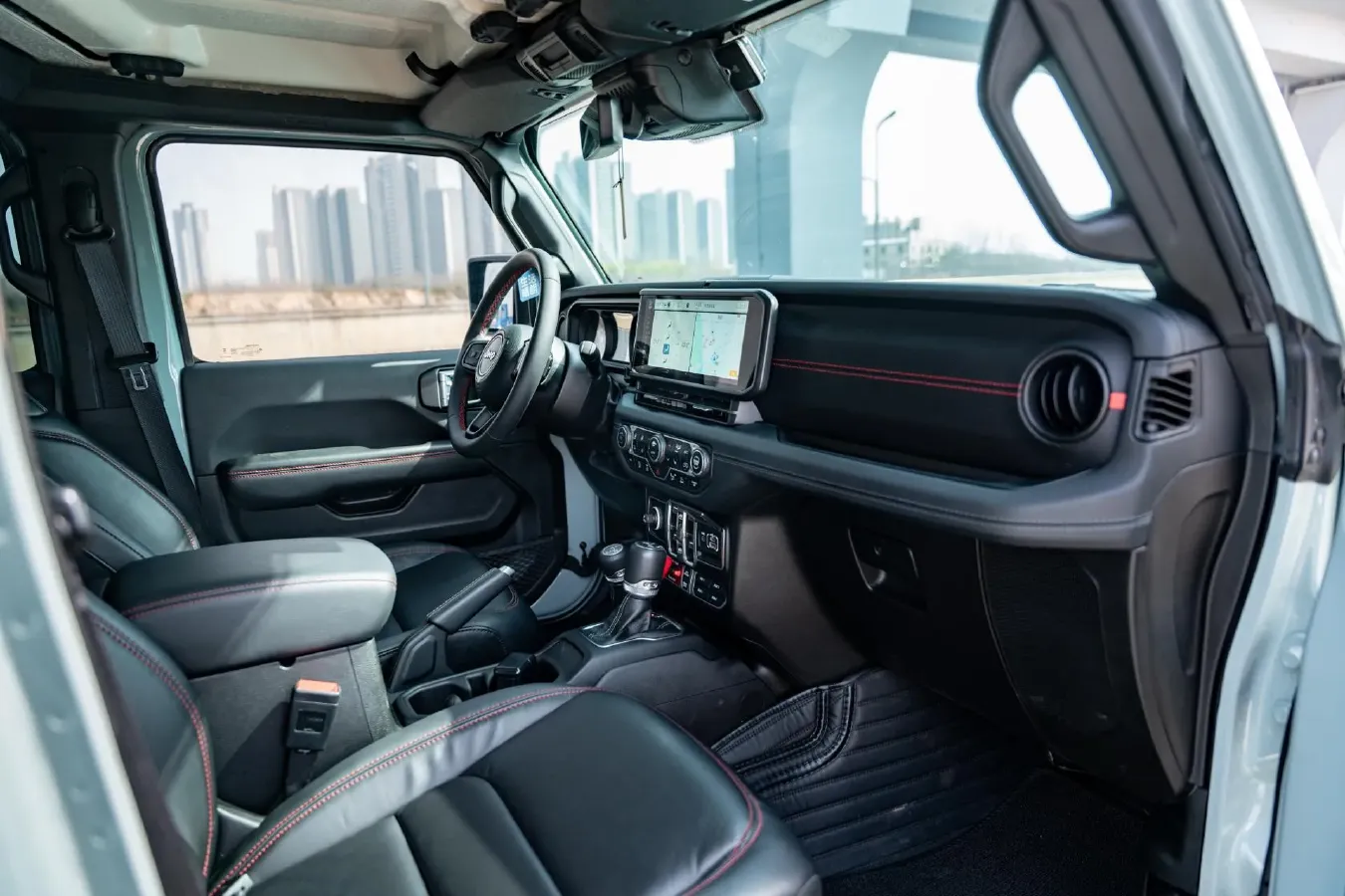 2024 Jeep Wrangler 2.0T 266HP L4 8AT,autocango,china used car exporter,china ev exporter,chinese used car exporter,chinese used ev exporter