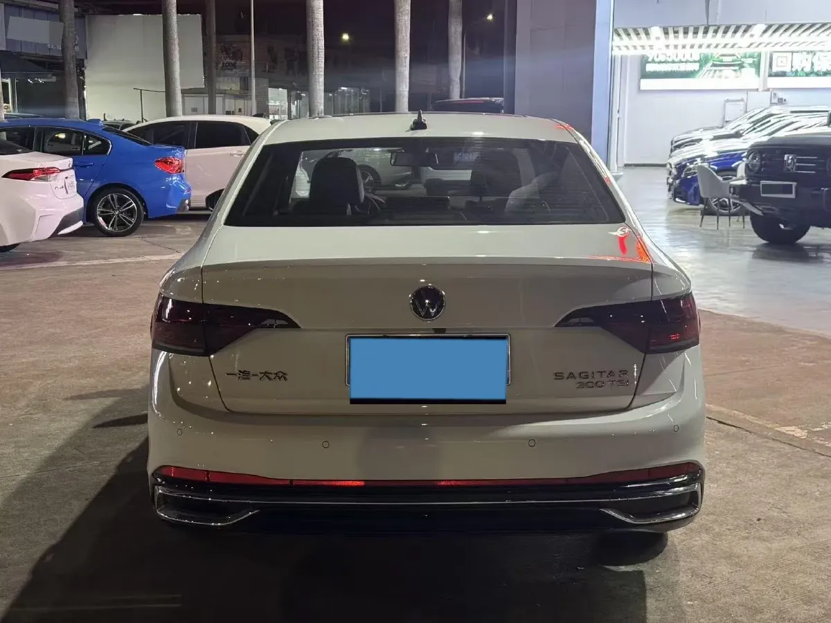 2024 Volkswagen Sagitar 1.5T 160HP L4 7DCT,autocango,china used car exporter,china ev exporter,chinese used car exporter,chinese used ev exporter