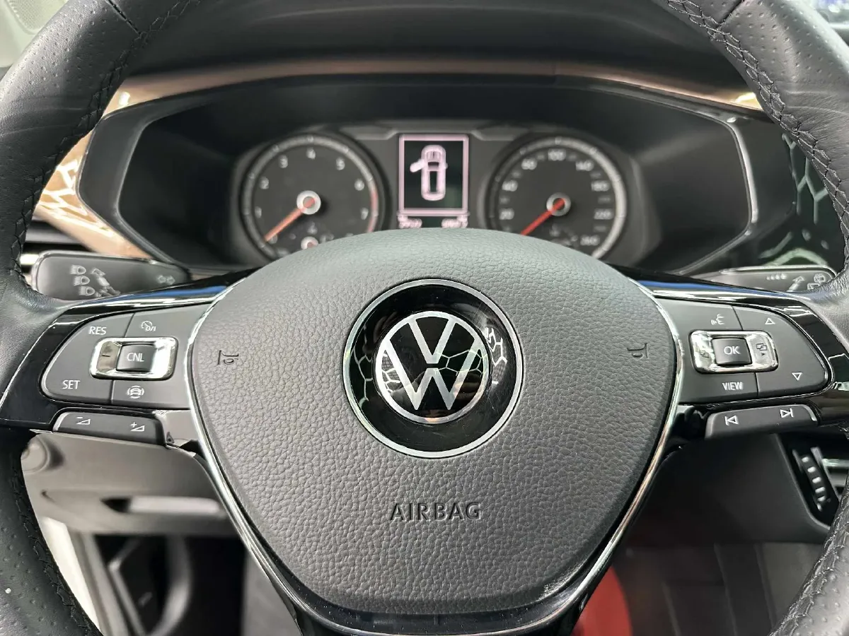 2021 Volkswagen Tharu 1.4T 150HP L4 7DCT,autocango,china used car exporter,china ev exporter,chinese used car exporter,chinese used ev exporter