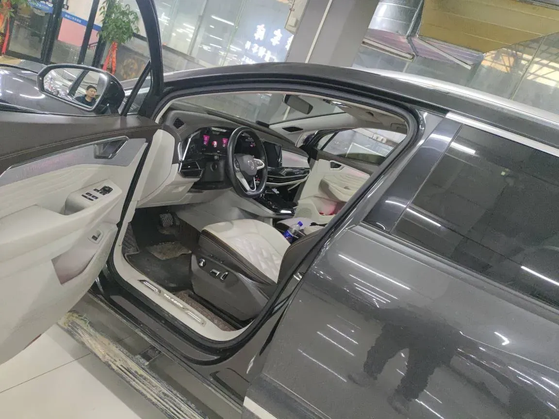 2021 Volkswagen Talagon 2.5T 299HP V6 7DCT,autocango,china used car exporter,china ev exporter,chinese used car exporter,chinese used ev exporter