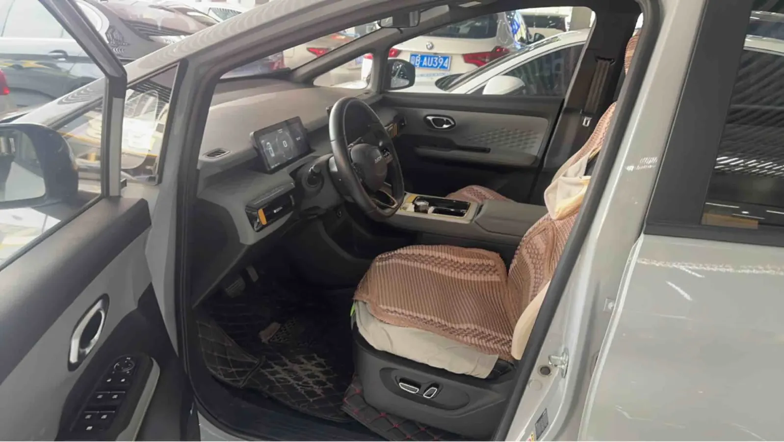 2022 Geely Okavango 1.8T 184HP L4 7DCT,autocango,china used car exporter,china ev exporter,chinese used car exporter,chinese used ev exporter