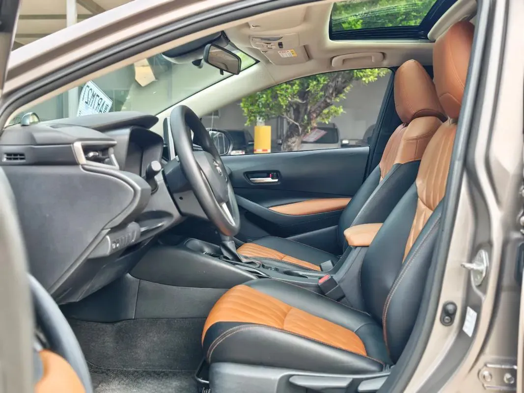 2021 Toyota Corolla 1.2T 116HP L4 CVT,autocango,china used car exporter,china ev exporter,chinese used car exporter,chinese used ev exporter