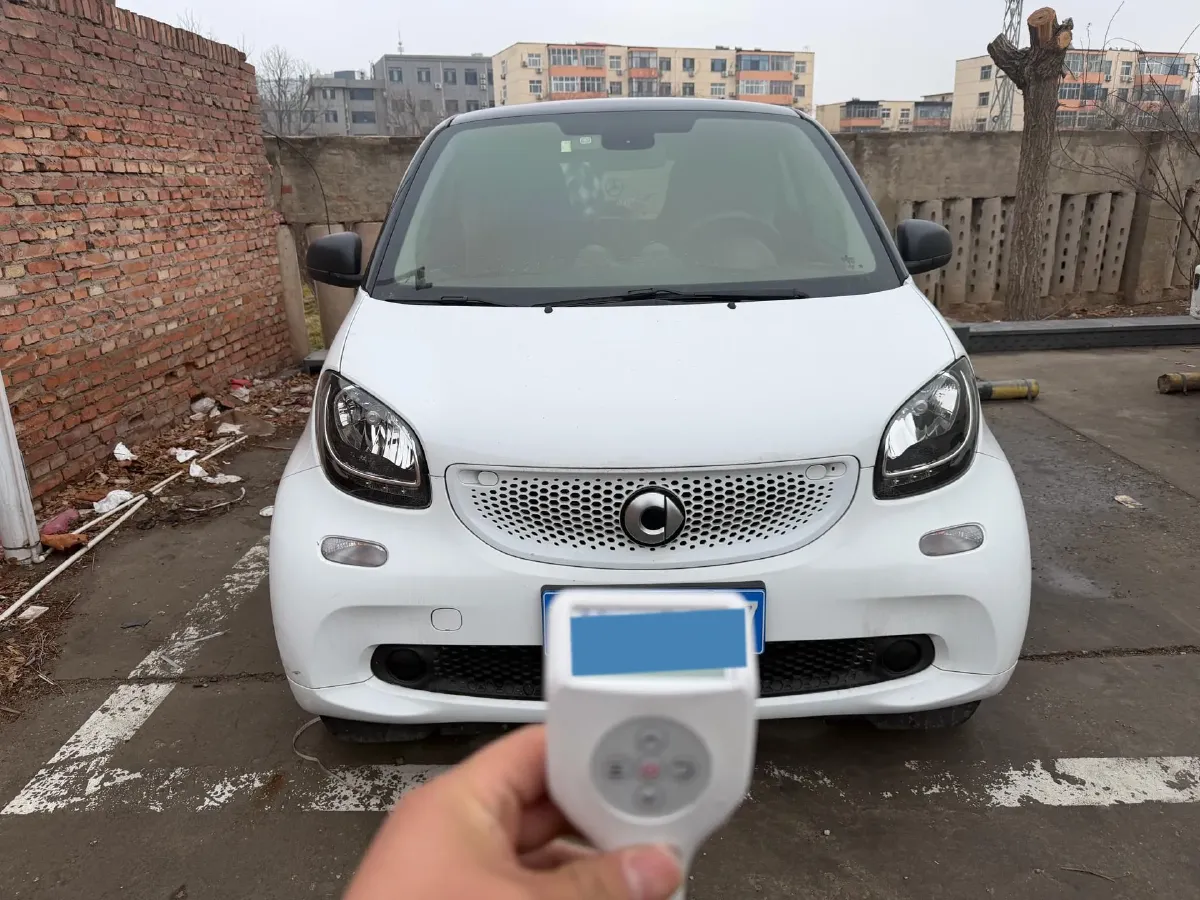 2019 Smart smart fortwo 0.9T 90HP L3 6DCT,autocango,china used car exporter,china ev exporter,chinese used car exporter,chinese used ev exporter