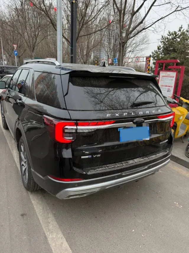 2023 Ford Explorer 2.3T 276HP L4 10AT,autocango,china used car exporter,china ev exporter,chinese used car exporter,chinese used ev exporter