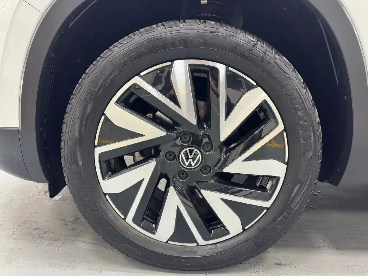 2023 Volkswagen Tayron 1.4T 150HP L4 7DCT,autocango,china used car exporter,china ev exporter,chinese used car exporter,chinese used ev exporter