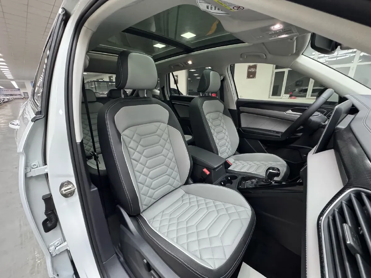 2023 Volkswagen Tayron 1.4T 150HP L4 7DCT,autocango,china used car exporter,china ev exporter,chinese used car exporter,chinese used ev exporter