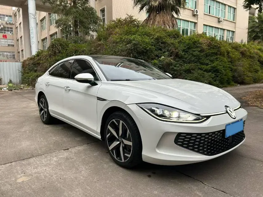 2023 Volkswagen Lamando 1.4T 150HP L4 7DCT,autocango,china used car exporter,china ev exporter,chinese used car exporter,chinese used ev exporter