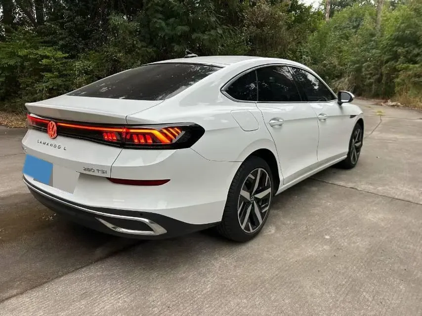 2023 Volkswagen Lamando 1.4T 150HP L4 7DCT,autocango,china used car exporter,china ev exporter,chinese used car exporter,chinese used ev exporter