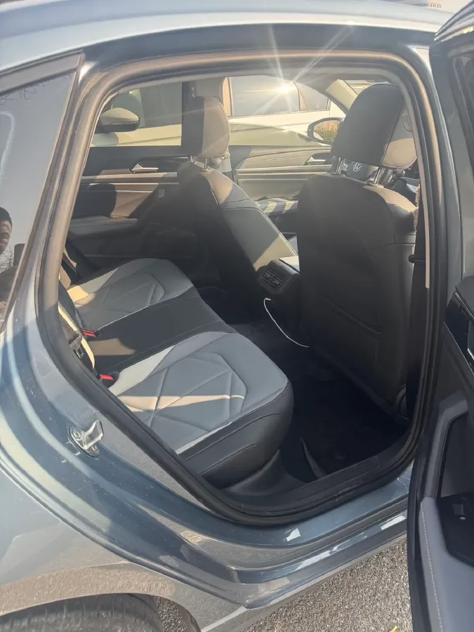 2023 Volkswagen Lavida 1.4T 150HP L4 7DCT,autocango,china used car exporter,china ev exporter,chinese used car exporter,chinese used ev exporter