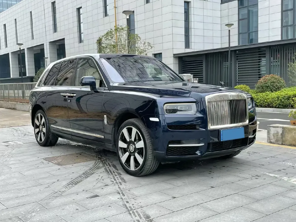 2018 Rolls-Royce Cullinan 6.7T 571HP V12 8AT,autocango,china used car exporter,china ev exporter,chinese used car exporter,chinese used ev exporter