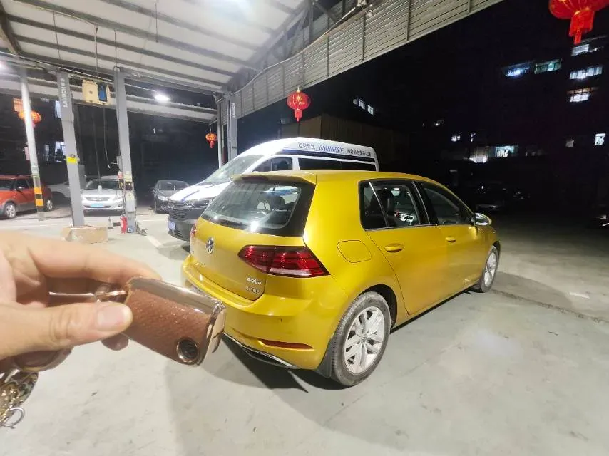 2018 Volkswagen Golf 1.6L 110HP L4 6AT,autocango,china used car exporter,china ev exporter,chinese used car exporter,chinese used ev exporter