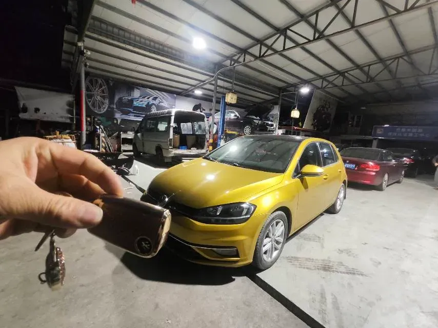 2018 Volkswagen Golf 1.6L 110HP L4 6AT,autocango,china used car exporter,china ev exporter,chinese used car exporter,chinese used ev exporter