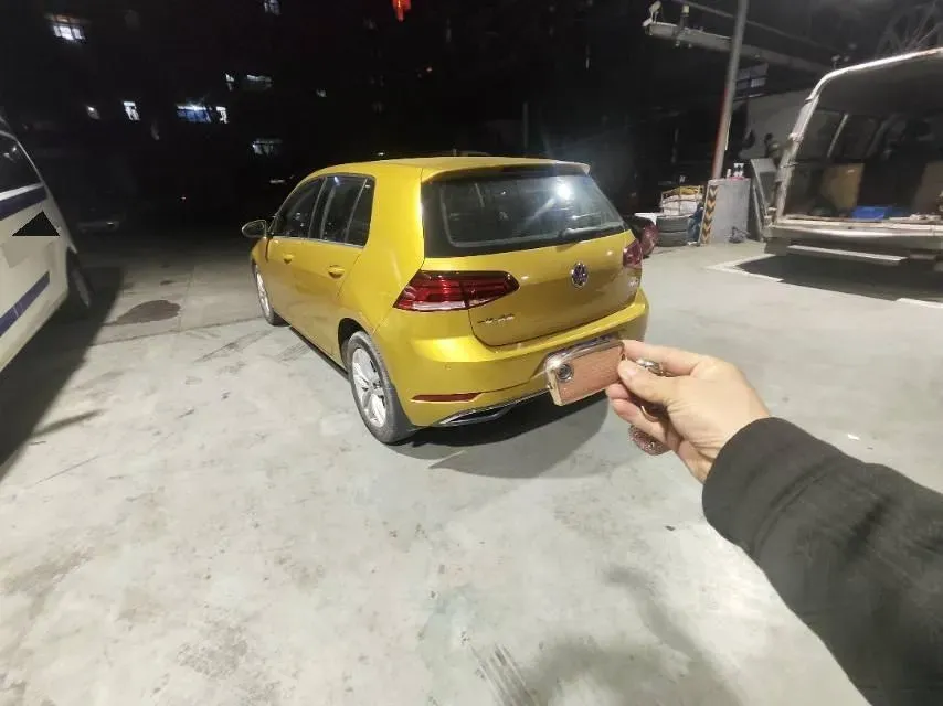 2018 Volkswagen Golf 1.6L 110HP L4 6AT,autocango,china used car exporter,china ev exporter,chinese used car exporter,chinese used ev exporter